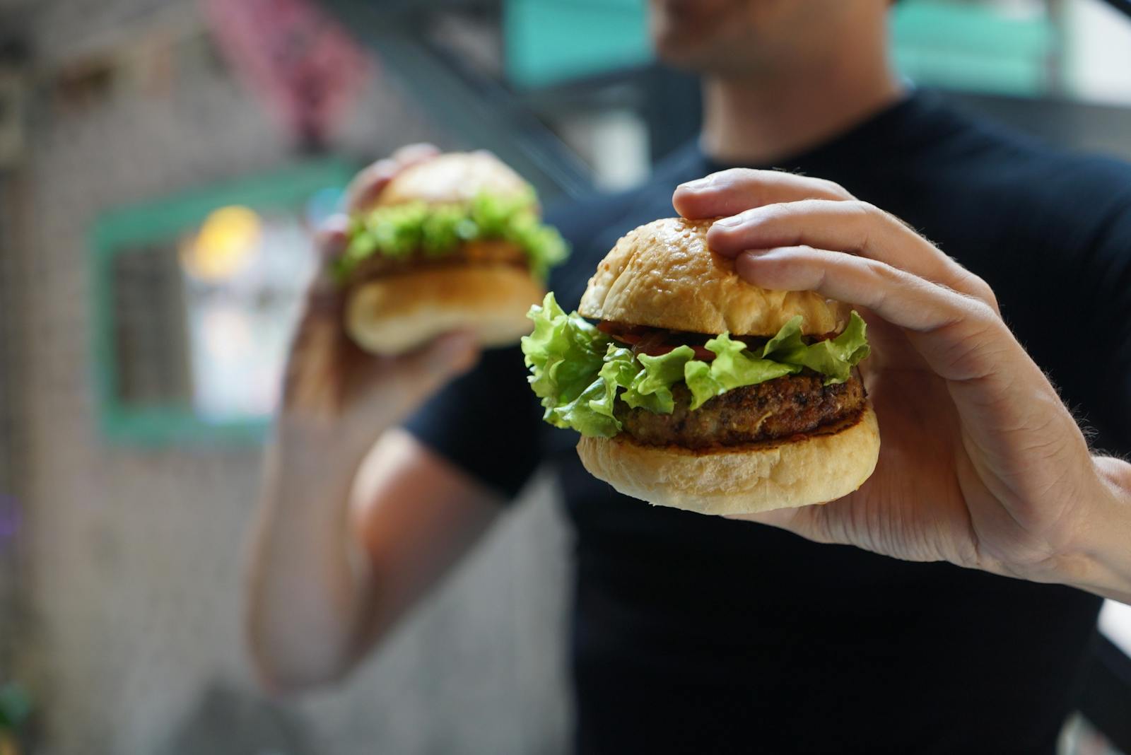 10 Simple Tips for Making a Homemade Burger