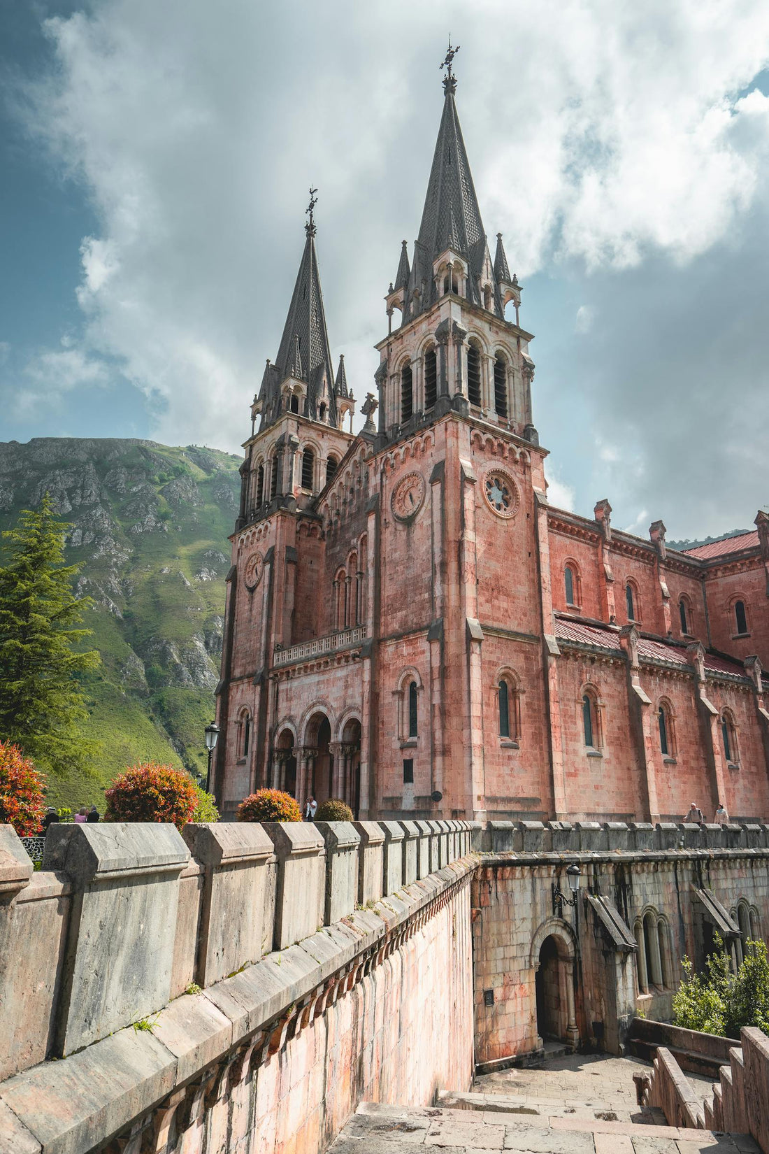 Visiting the Gothic Basilica in Covadonga Spain Mountains