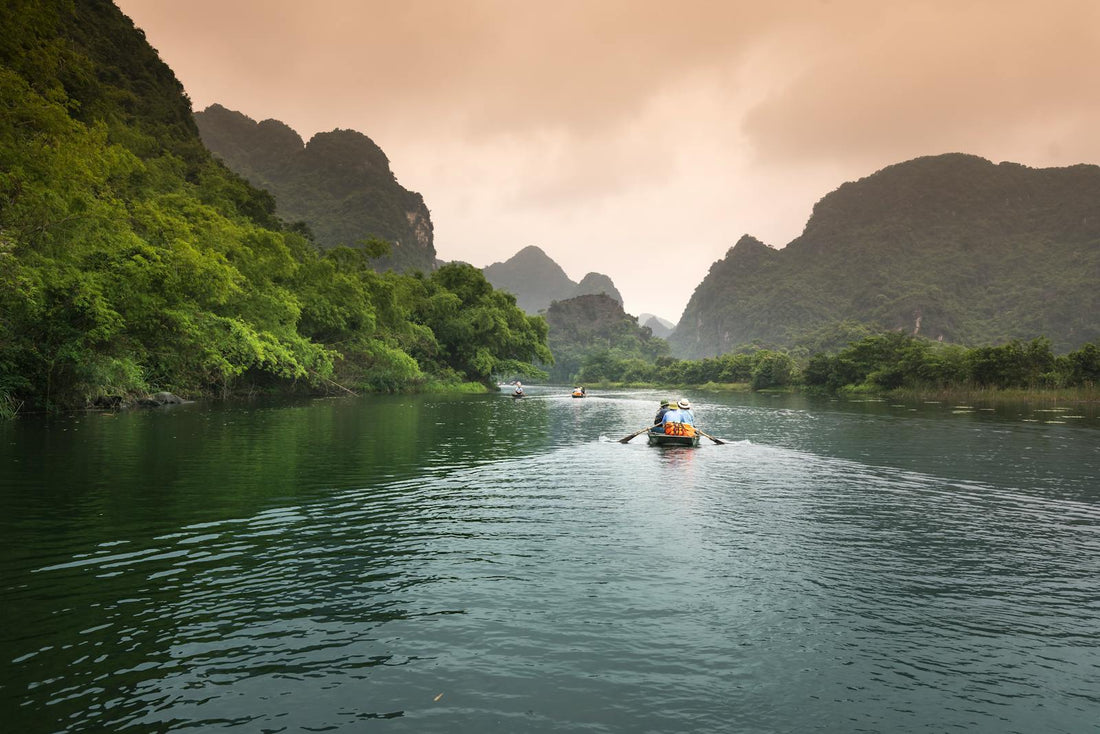 Travel tips for canoe trips on rivers near mountains