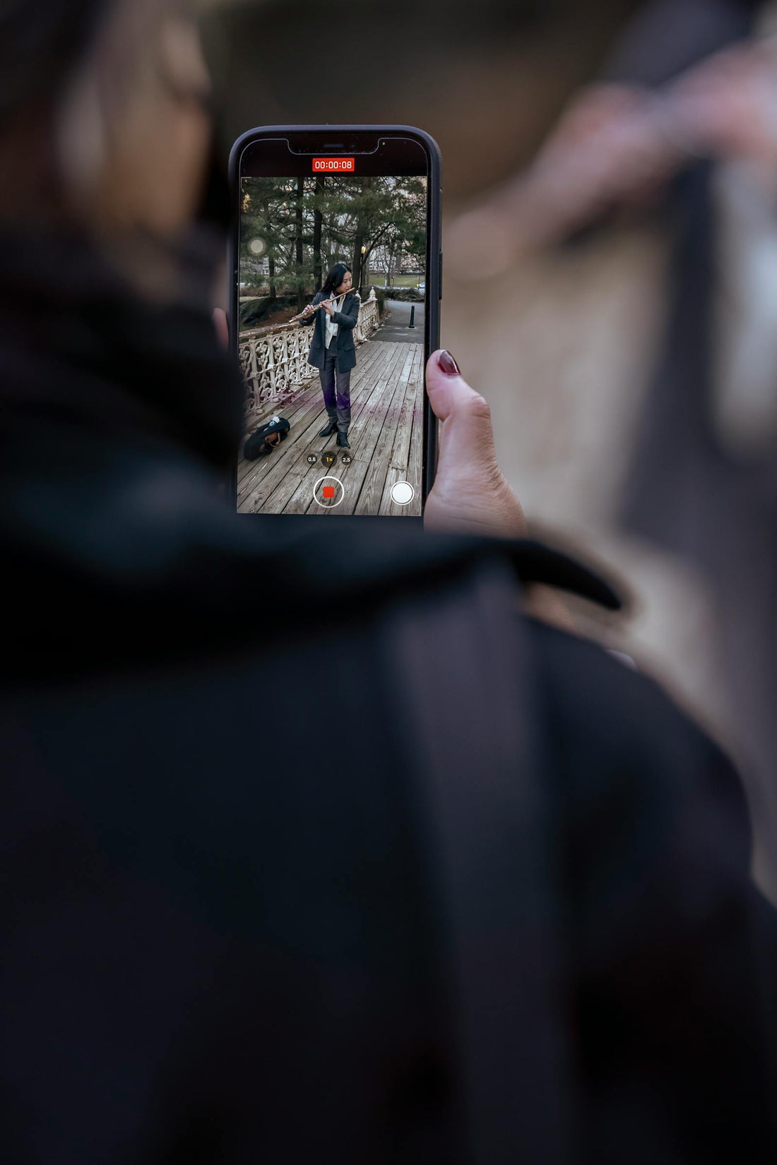Making a video outside with a phone